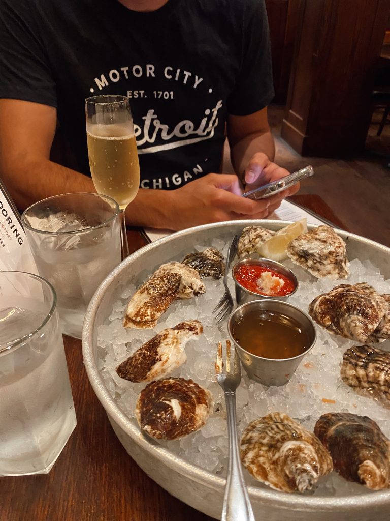 Newport Travel Guide
